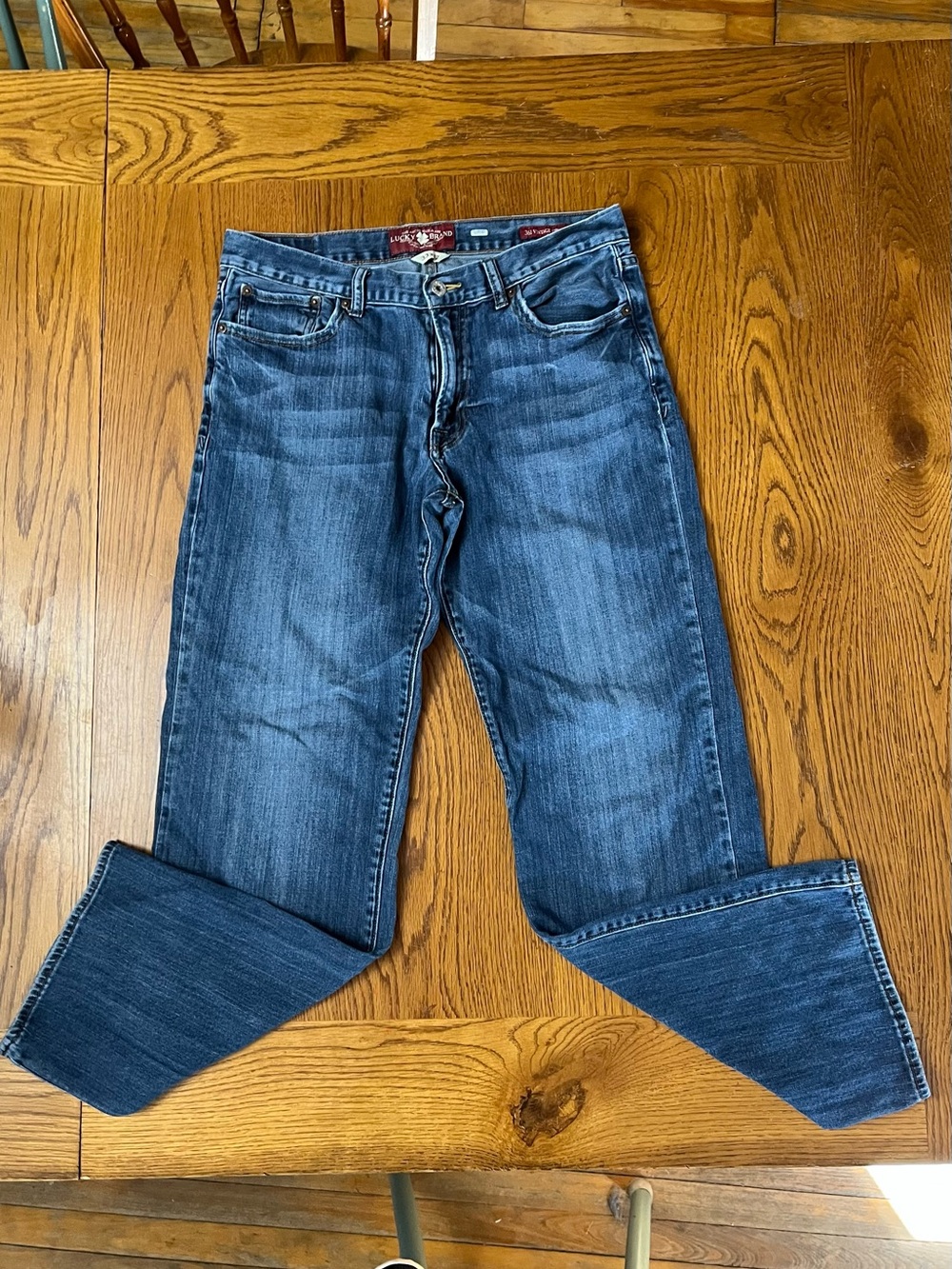 Lucky Brand 361 Straight leg jeans 33 x 32